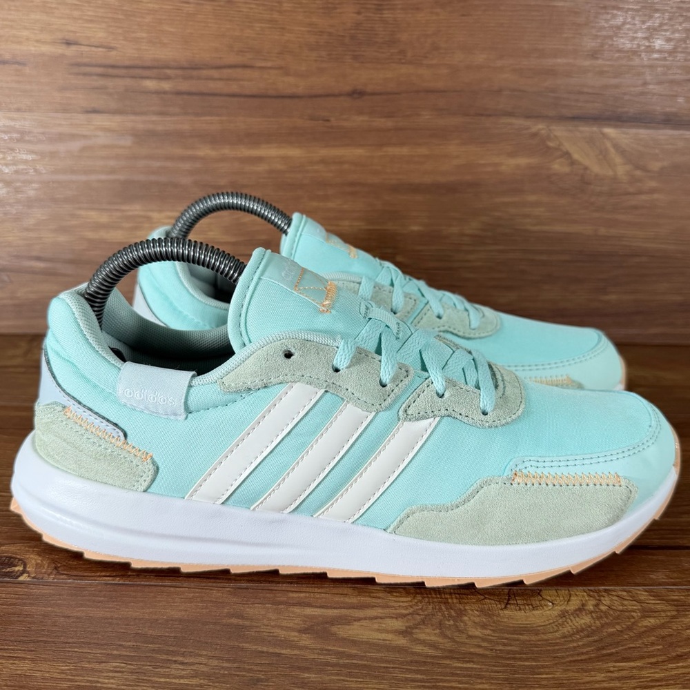 Adidas Retrorun‎ ‘Halo Mint’ Suede Sneakers Women’s Size 8.5 Low Top Shoes